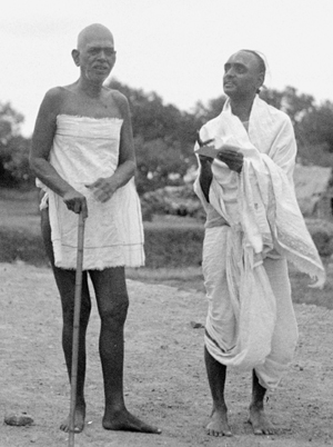 Bhagavan with T.K.Sundaresa Iyer