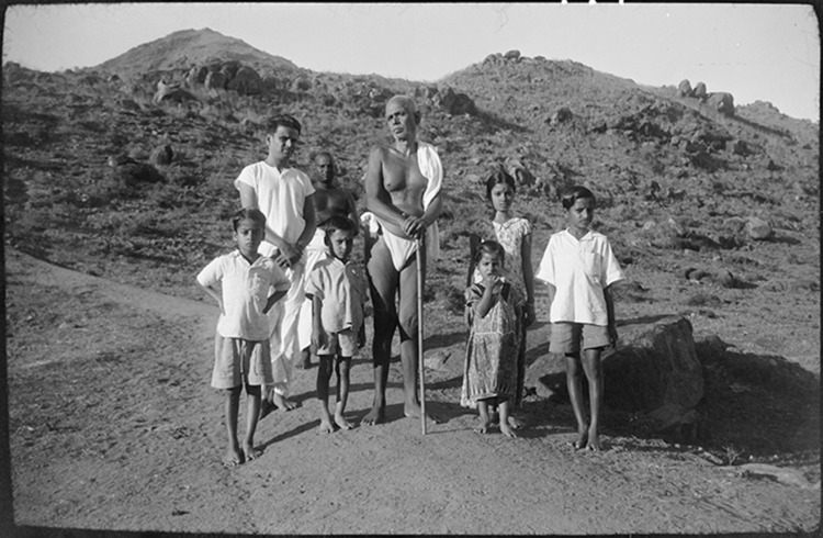 Mani,Ganesan & Sundaram w Bhagavan