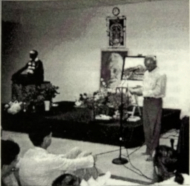 Sri V.S.Ramana addressing devotees<br>in Ashrama,NY